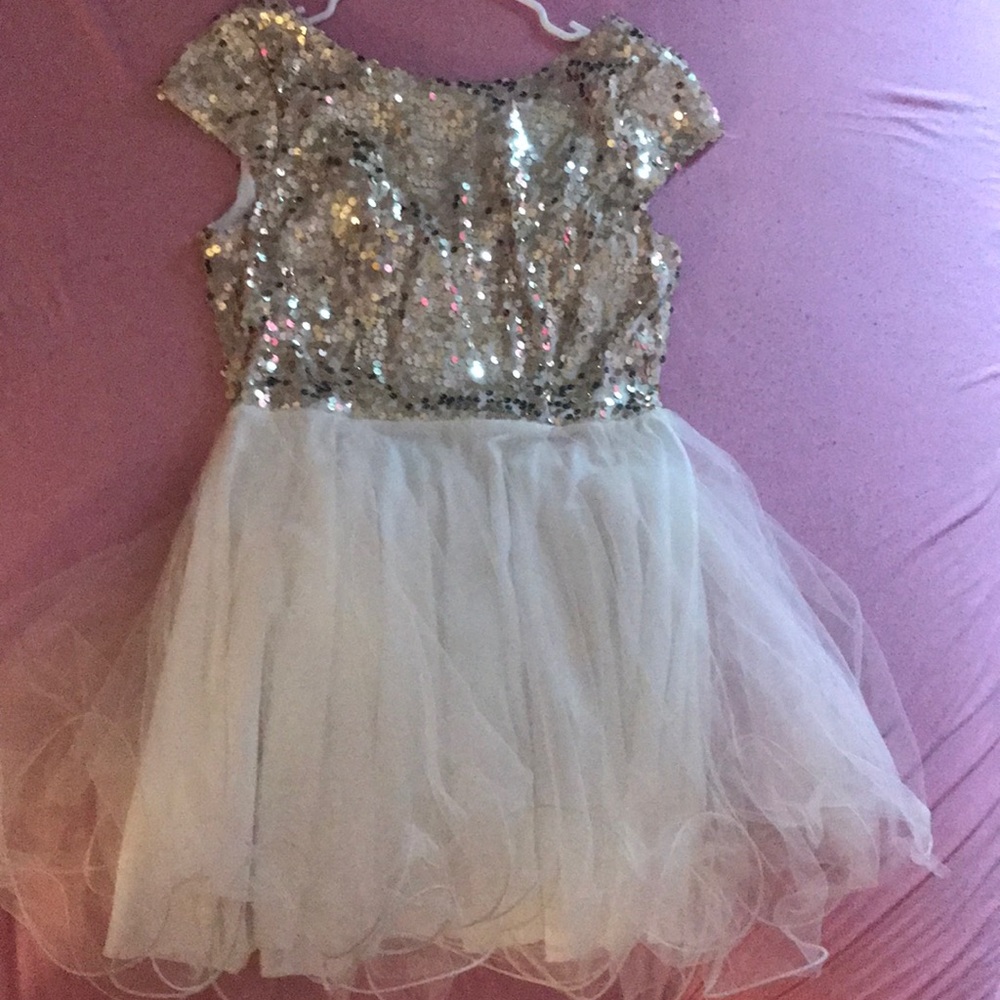 Homecoming gold short dress formal sequin
